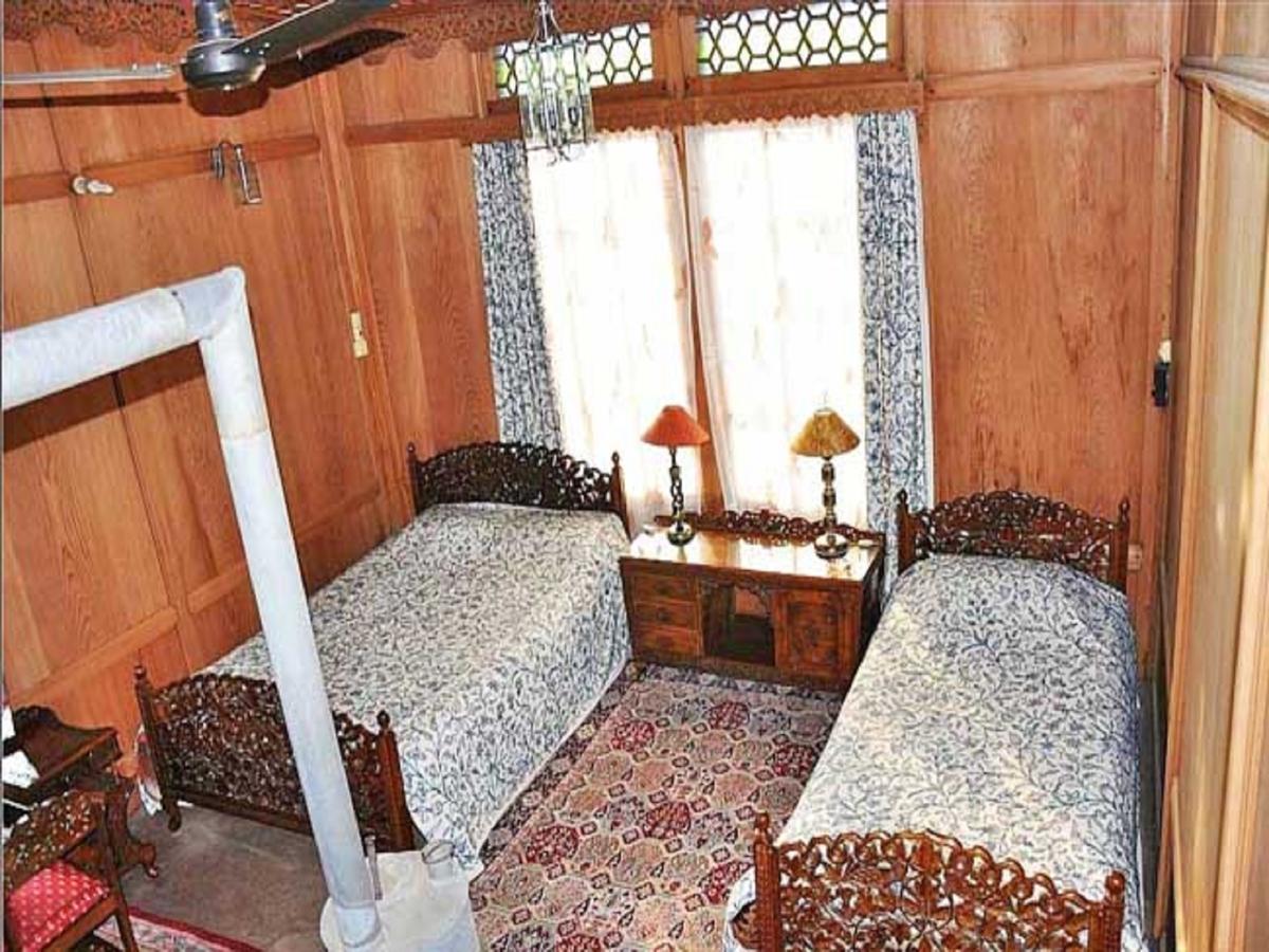 New Jersey Houseboats Hotel Nagin Bagh Eksteriør billede